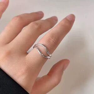 Elegant Silver Wave Ring